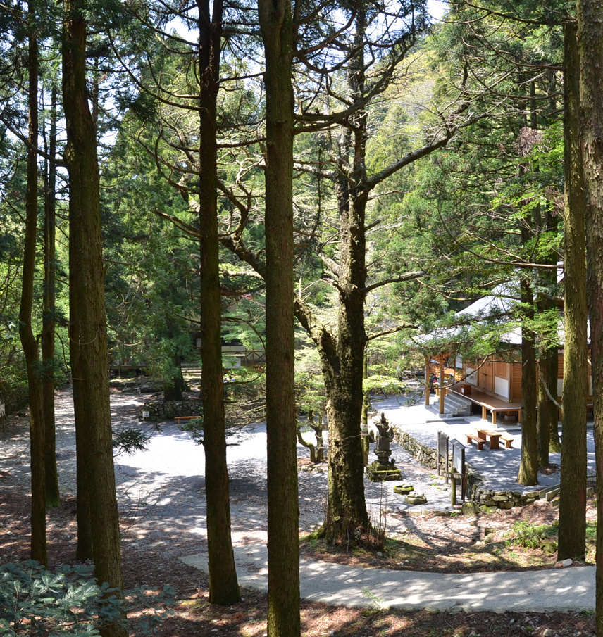 金泉寺、役行者、山小屋、登口
